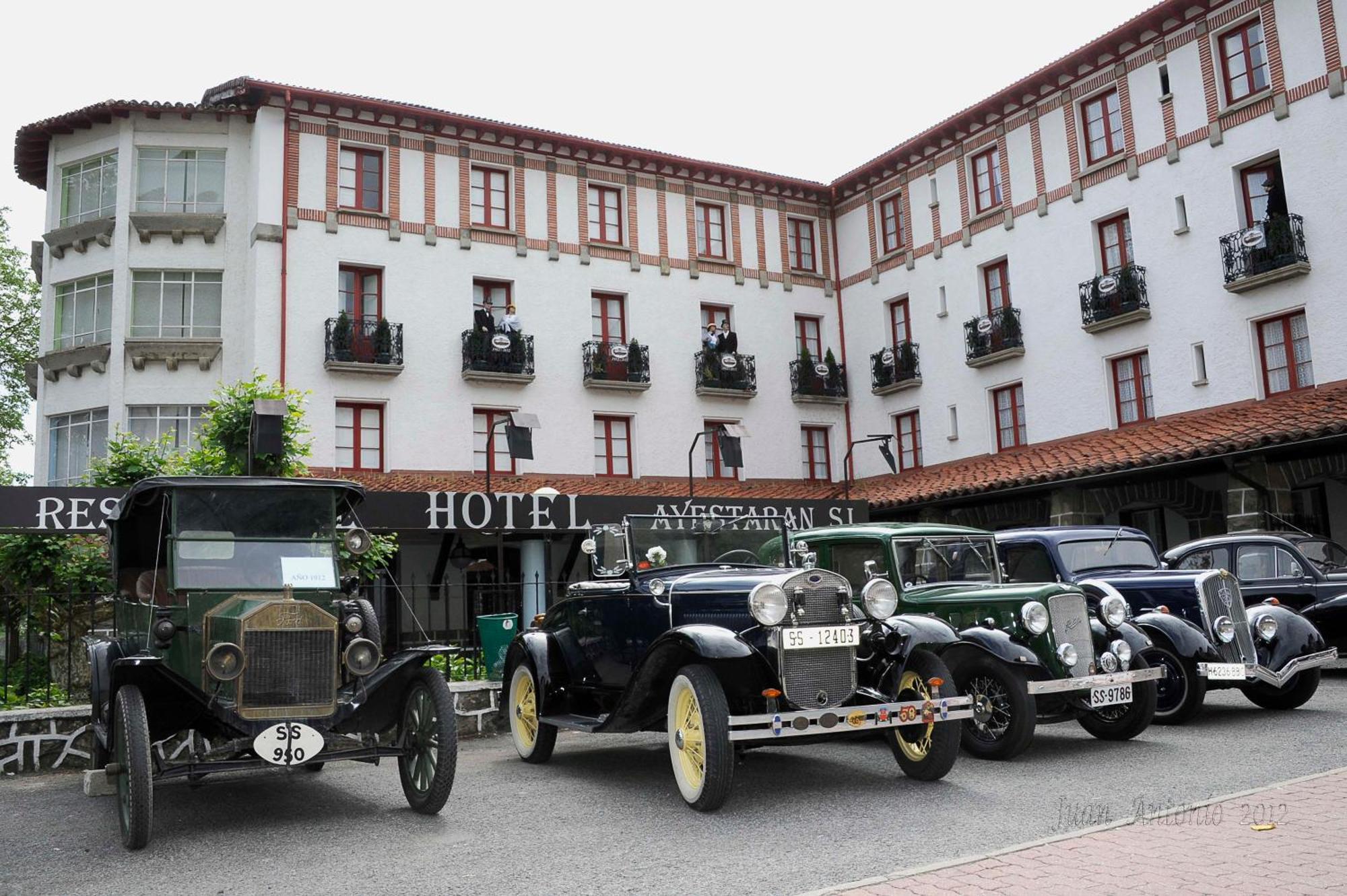 Hostal Ayestaran I Lekunberri Buitenkant foto